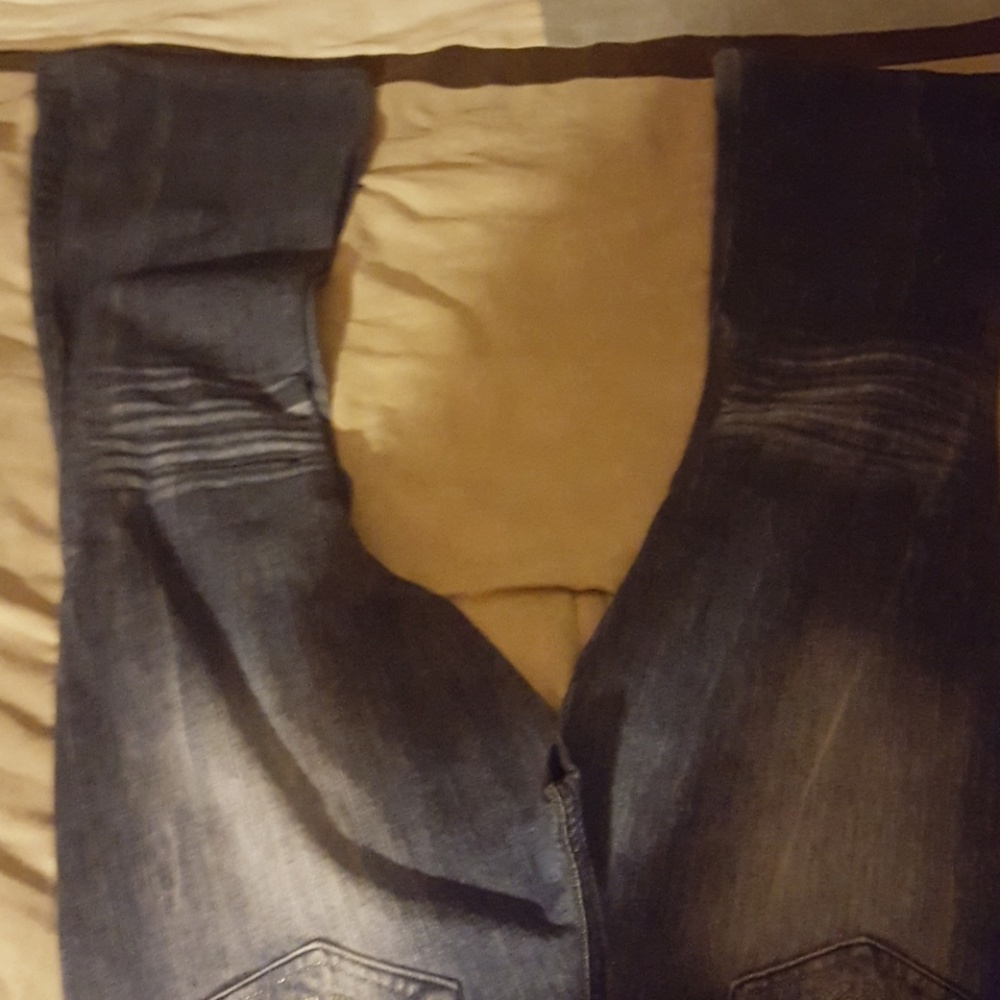 Jeans - Picture 3 of 4